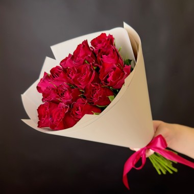 15 КРАСНЫХ РОЗ